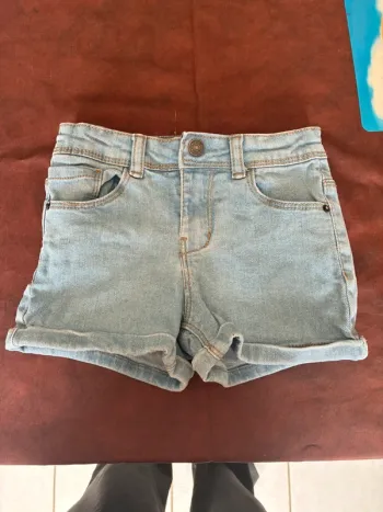 Short en jeans