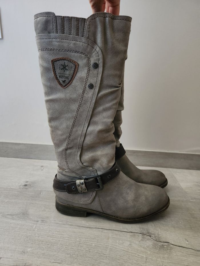 Bottes beiges Mustang 38