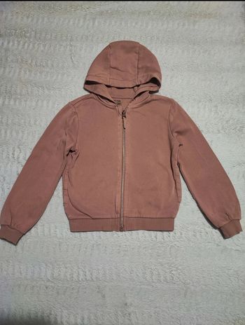 Veste  sweat zippée à capuche Kiabi taille 6 ans