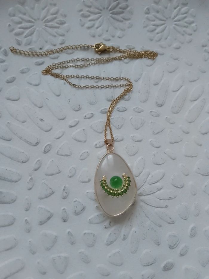 Collier cristal de roche et pierre agate verte