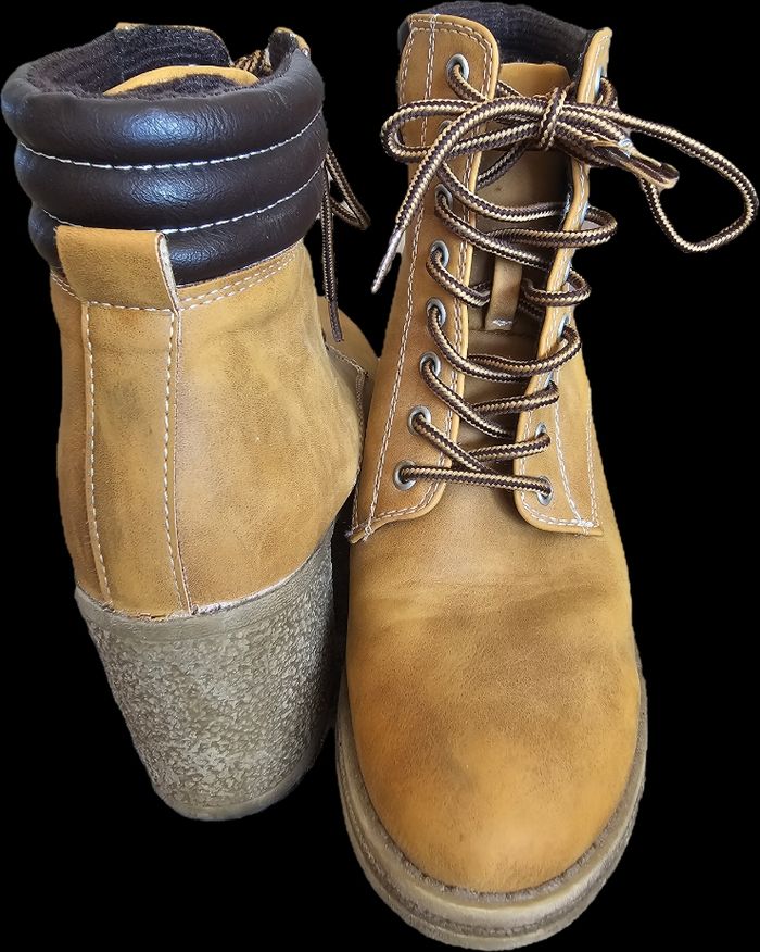 Chaussures a talon - photo numéro 4