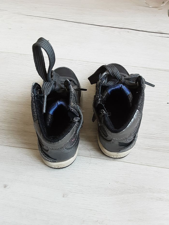 Chaussures fille montantes grises Géox pointure 24 - photo numéro 4