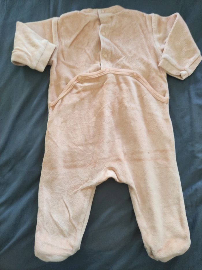Pyjama 6 mois - photo numéro 3