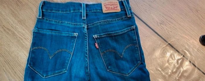 Jeans levi's femme Taille haute 34 - photo numéro 7