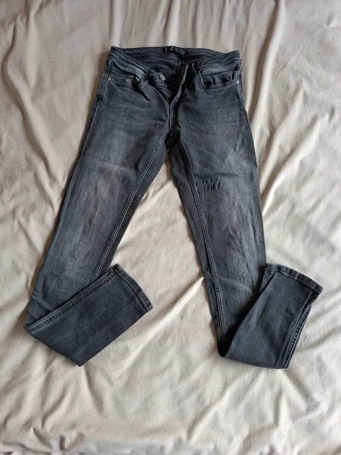 jeans femme noir clair, taille 34, marque Z1975, en très bon état