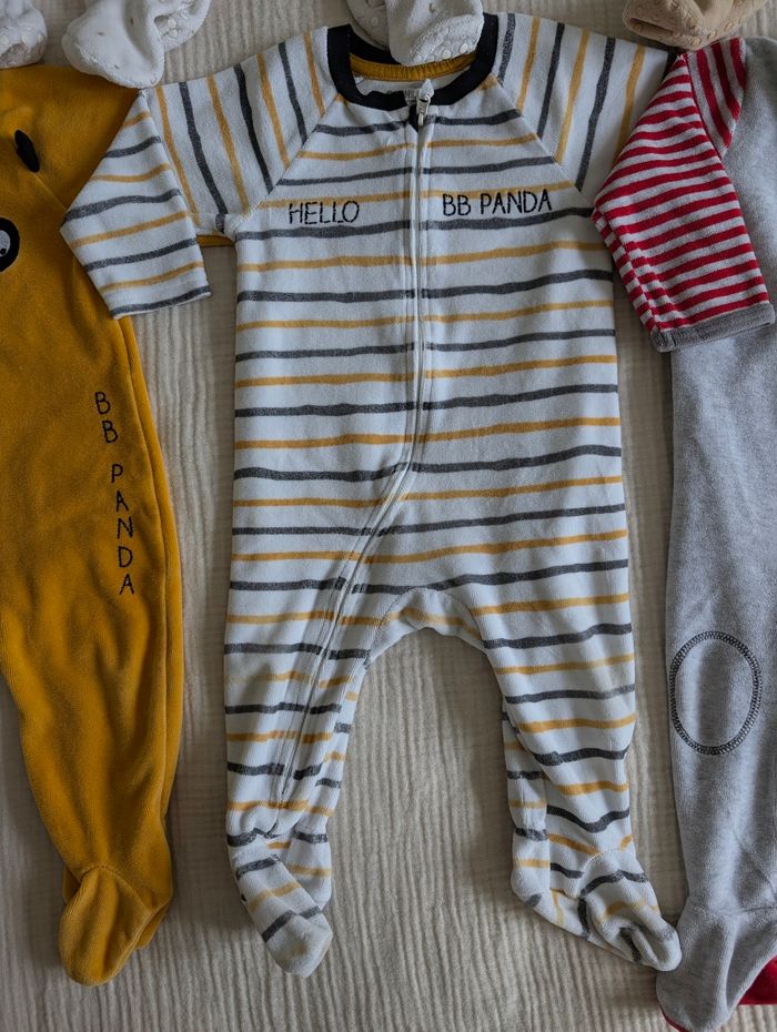 Lot de pyjamas 12 mois - photo numéro 3