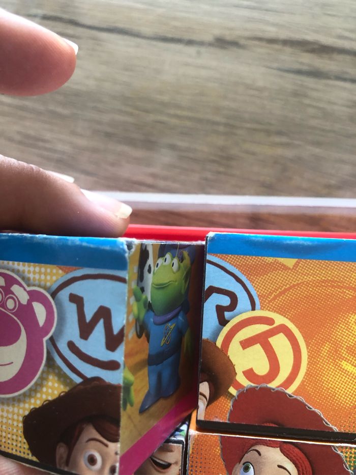 Puzzles cubes  toys storie - photo numéro 9