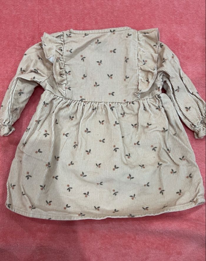 Robe à fleurs - photo numéro 3