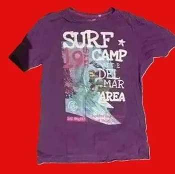 T-shirt 16 ans parfait état