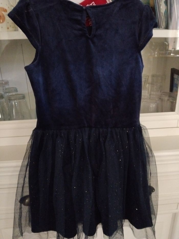 Robe paillettes pour les fêtes - photo numéro 3