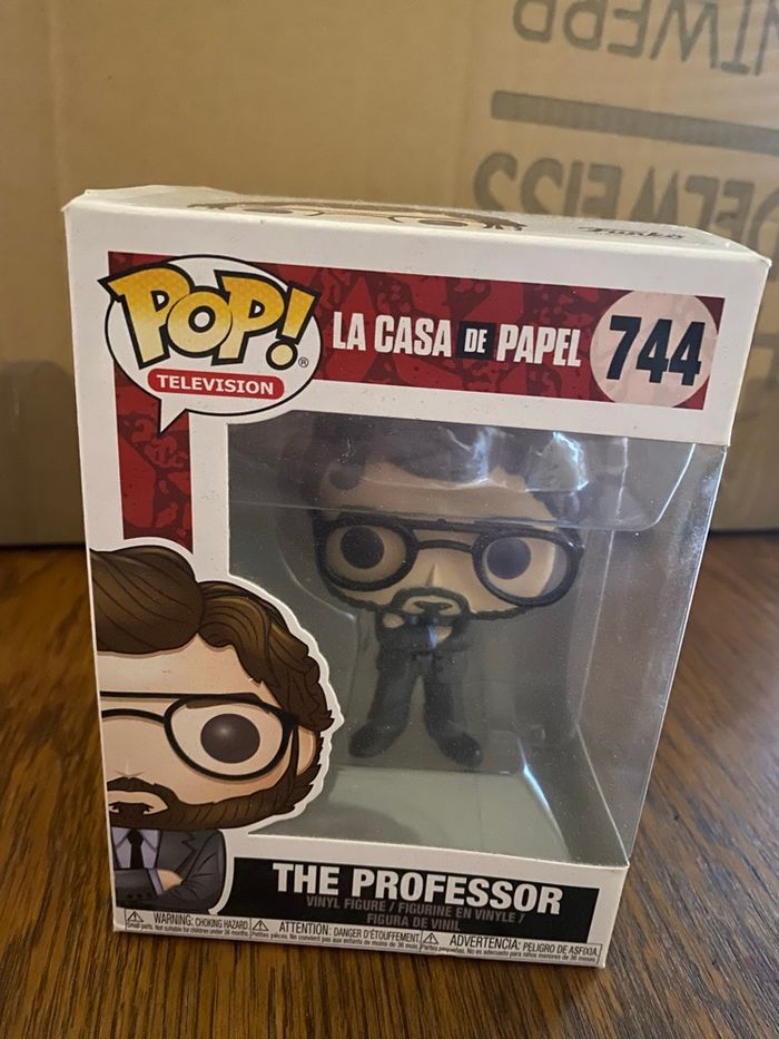 Figurine pop professor casa de papel - photo numéro 2