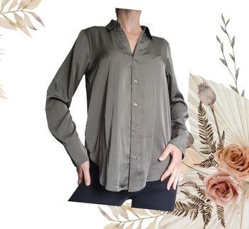 Jolie chemise kaki satinée H&M 36