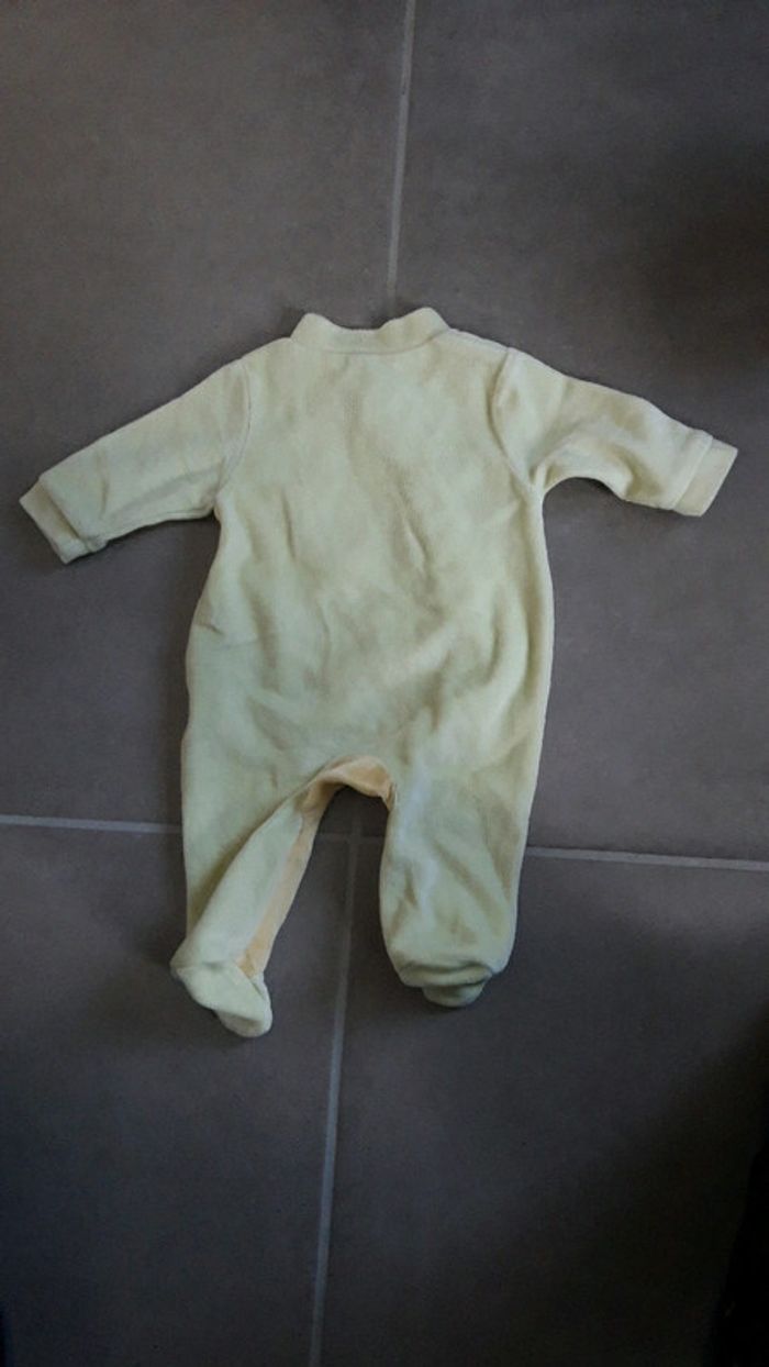 Pyjama/dors bien vert jaune 1 mois - photo numéro 3