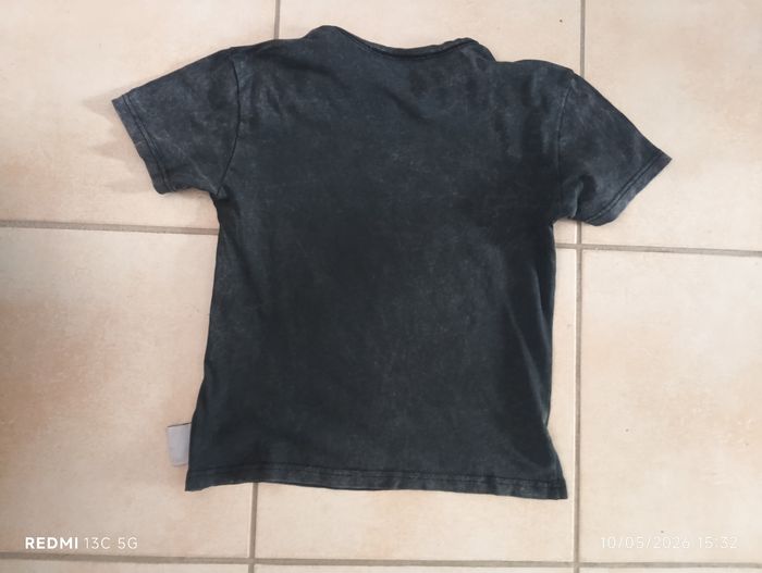 T-shirt Dragon ball Z taille 7 ans - photo numéro 4