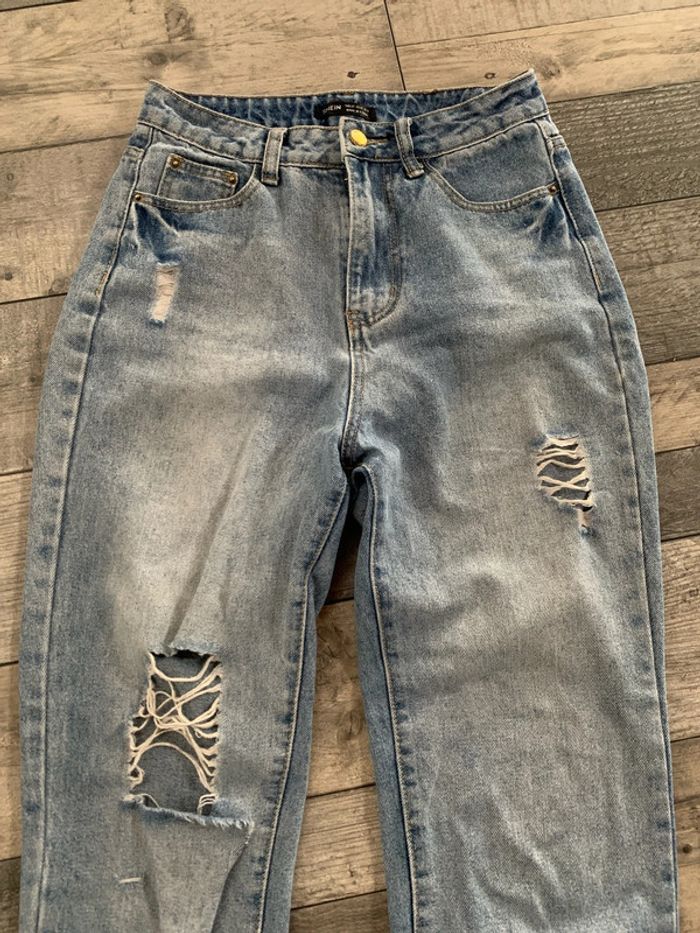 Superbe jeans - photo numéro 2