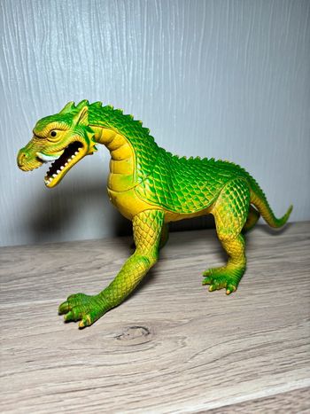 Monstre hydre vintage jouet figurine Conan le Barbare Dragon Toy Green/Yellow  Delavennat Remco 1984