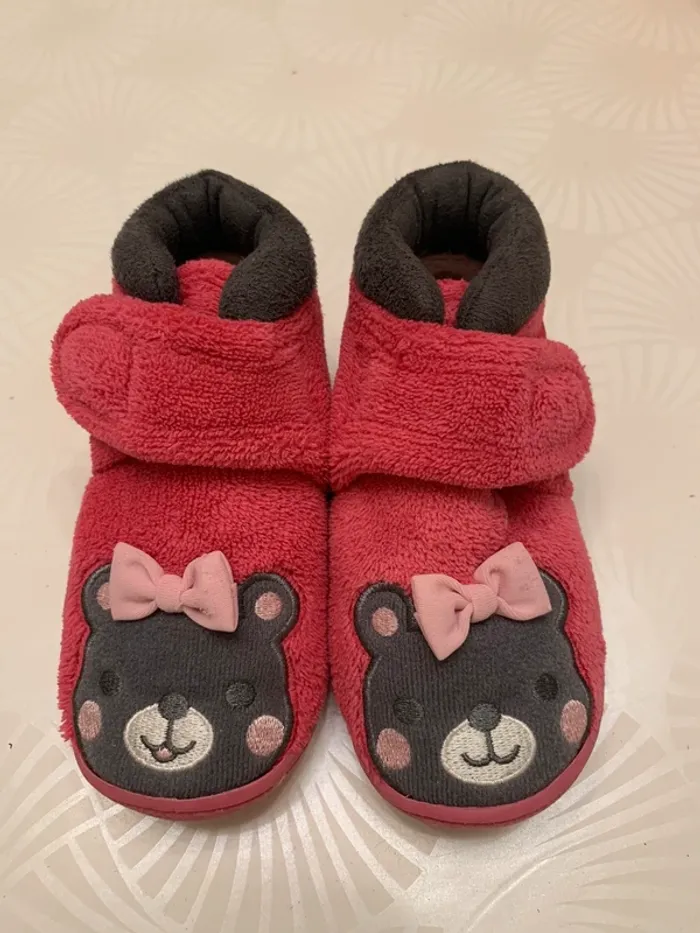 Chaussons fille 21