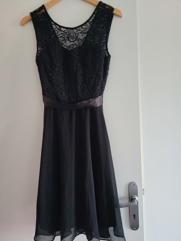 Robe de fête - photo numéro 2