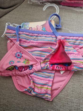 Bikini maillot de bain les trolls 6 ans neuf