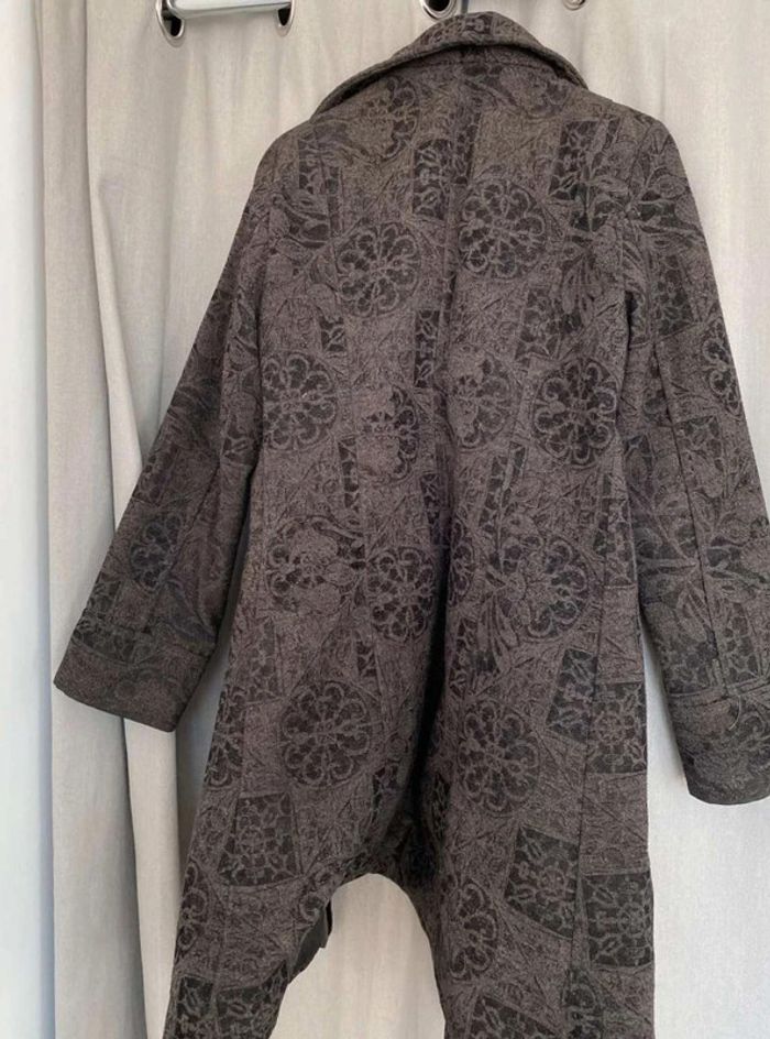 Manteau noir - photo numéro 17