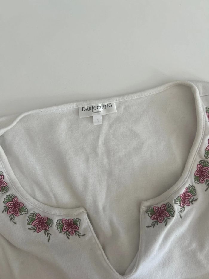Tee-shirt débardeur double – Lingerie – Taille 1 – Col rond & col V – Fleurs brodées - photo numéro 5