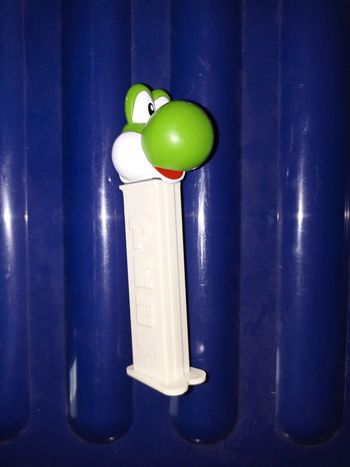 PEZ Yoshi