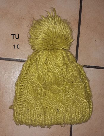 Bonnet TU a pompom