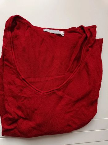Pull rouge col V texture fine 3 Suisses collection