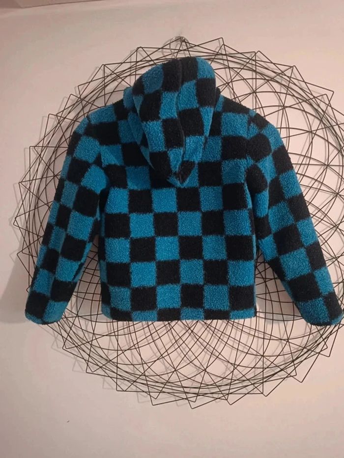 Veste a capuche et a carreaux bleu / noir taille 122-128 - photo numéro 2