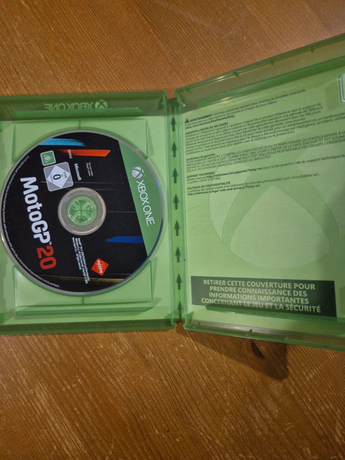 Moto GP 20 pour Xbox One - photo numéro 3