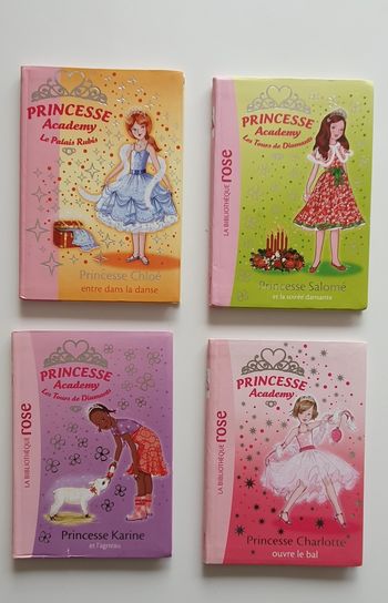 Lot 4 livres Princesse Academy