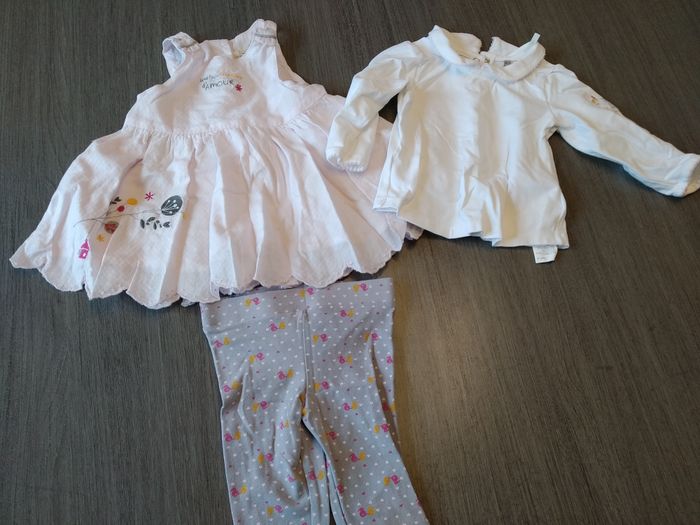 2 ensembles filles 6 mois - photo numéro 3