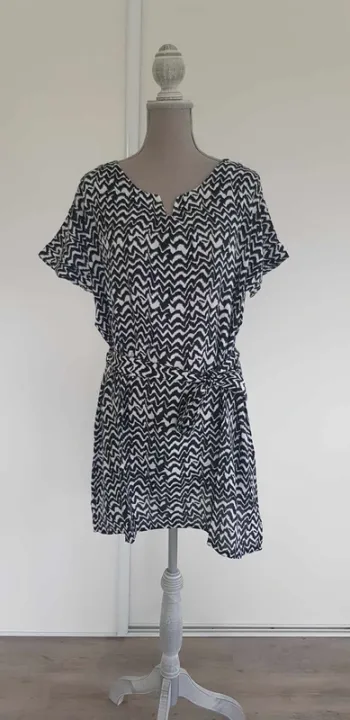 Robe fluide manches courte