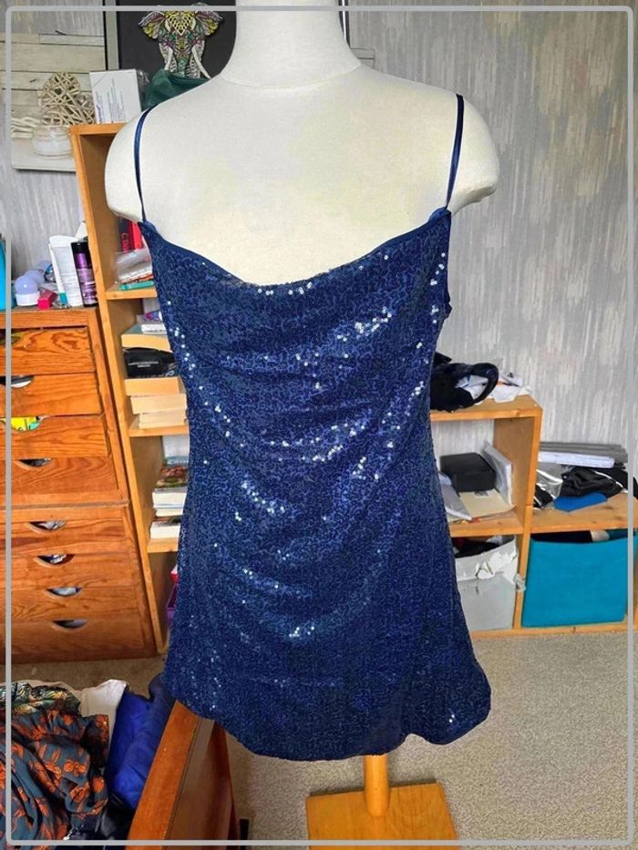 Magnifique top à sequin taille 42 marque unique21 neuf avec étiquette