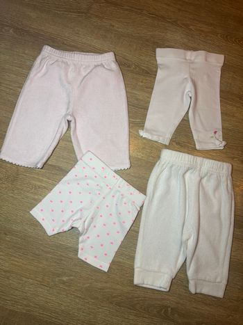 Lot de 4 bas bébé 1 mois /