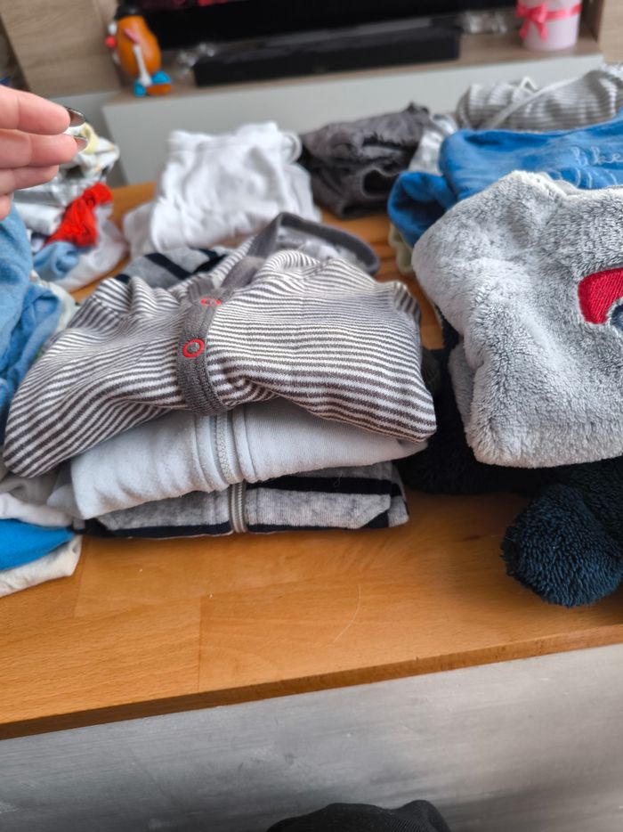 Lot 3mois - photo numéro 2