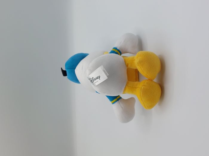 Peluche doudou Donald Duck DISNEY 20 cm assis - photo numéro 3