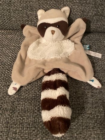 Doudou plat raton laveur kaloo