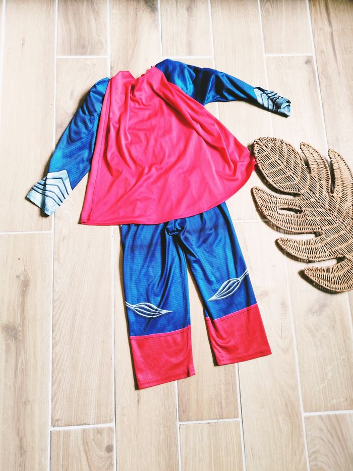 🦸 Déguisement/costume deluxe avec rembourrage Superman Dc comics pour enfant - photo numéro 2