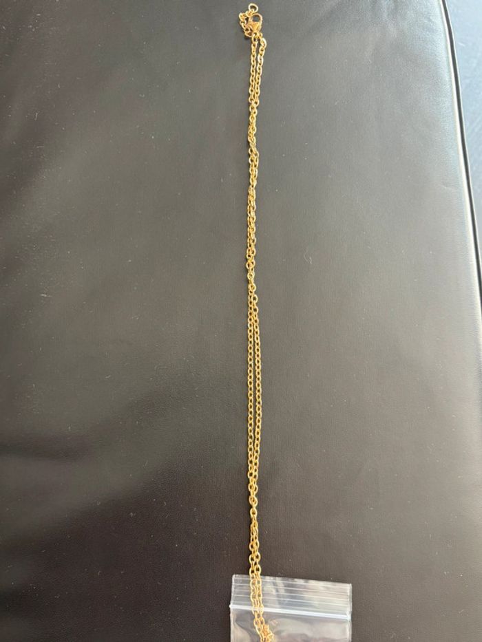 Collier doré croix chrétienne – Neuf – Élégant et discret - photo numéro 4