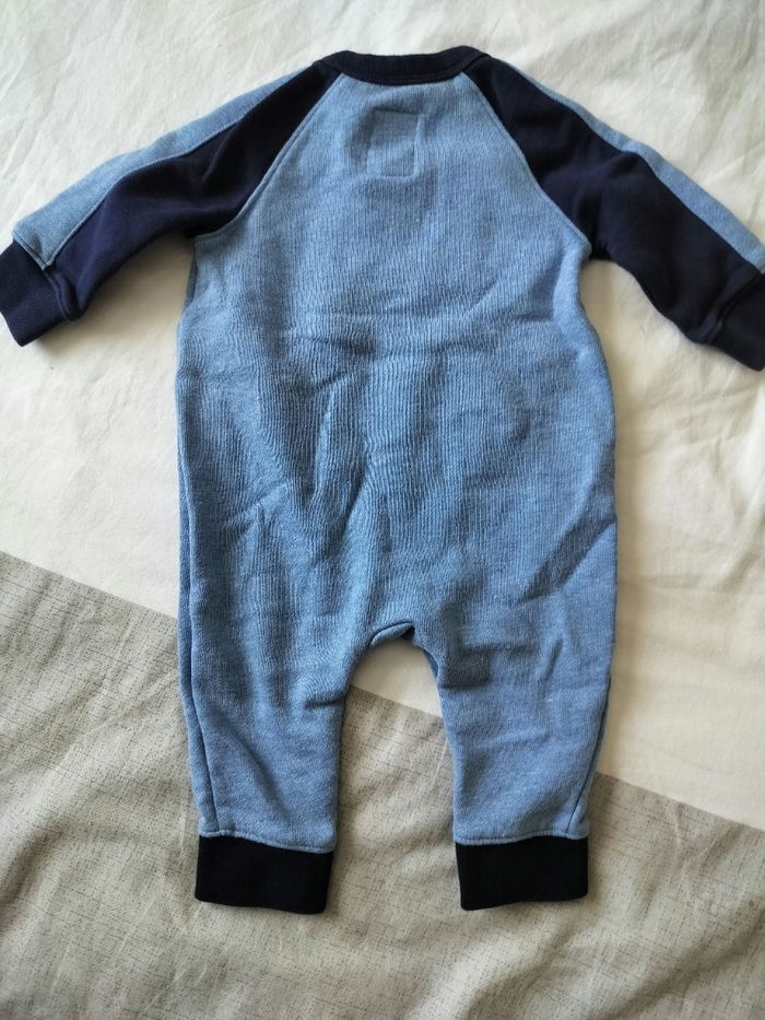 Tenue combinaison Gap garçon 3-6 mois - photo numéro 3
