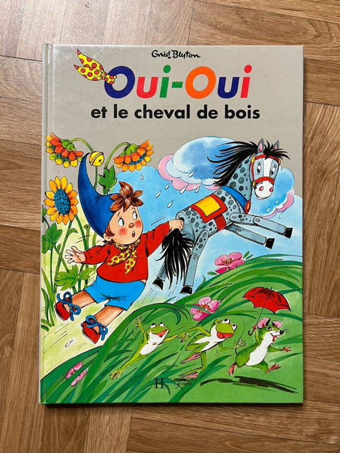 Livre Oui-Oui et le cheval de bois
