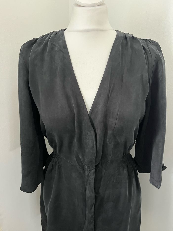 Robe cintrée satinée Zara M - photo numéro 3