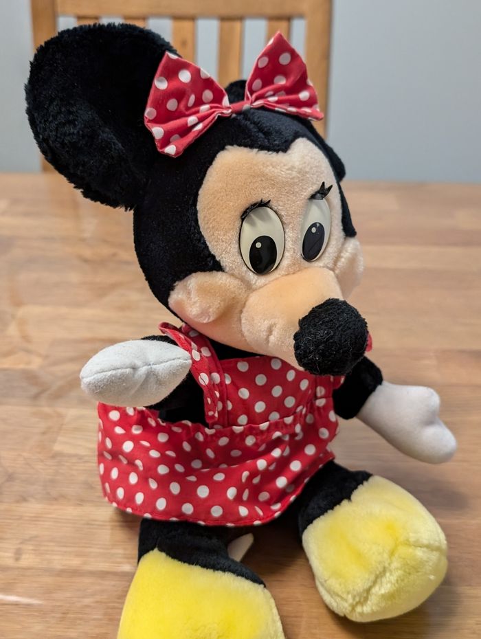 Peluche Minnie environ 30 cm Disneyland - photo numéro 5