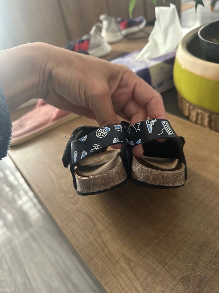 Sandales cuir, taille 27 - photo numéro 4