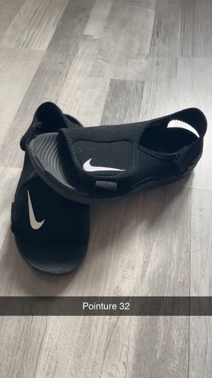 Claquette Nike