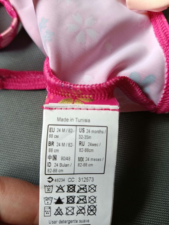 Maillot de bain neuf 🦄 Taille 24 mois - photo numéro 3