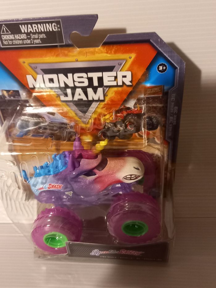 Monster jam sparkle smash roue rose - photo numéro 4