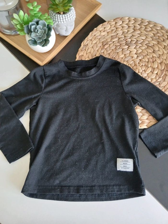 Tee-shirt Noir Taille 2 ans🌿🦊 - photo numéro 3