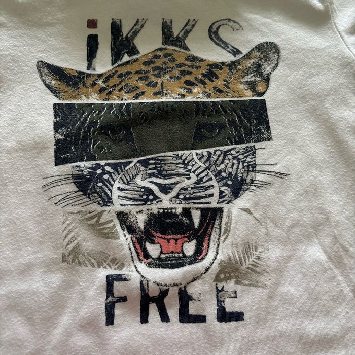 Vends tee shirt manches courtes ikks 4 ans très bon état - photo numéro 2
